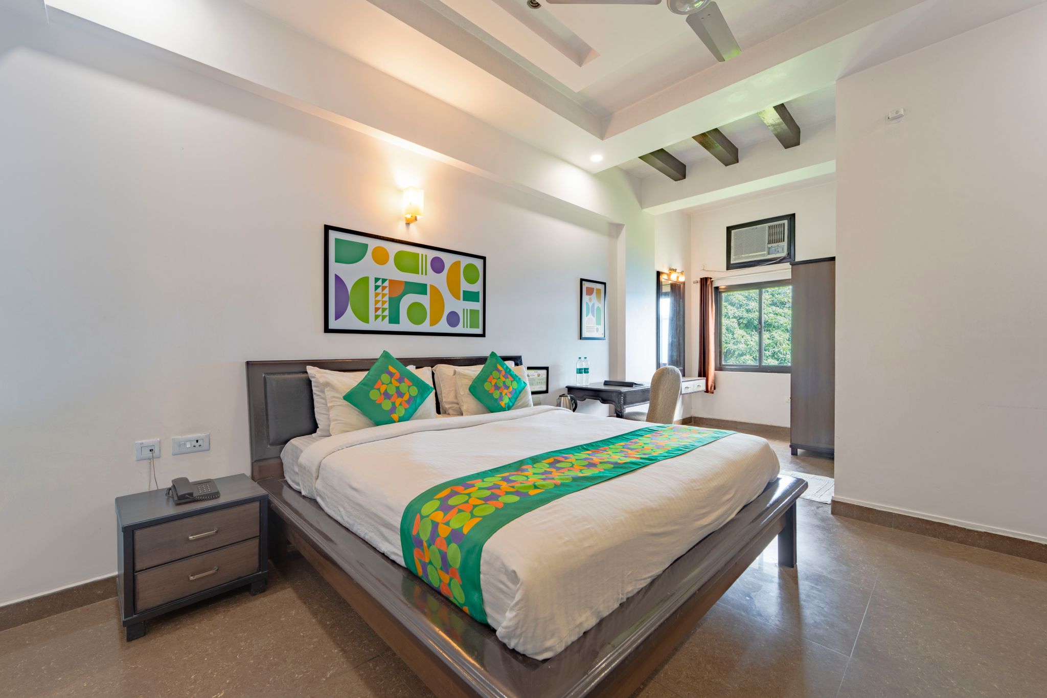 Treebo Shivam Inn Near Singapore Mall Standard Double Room 3