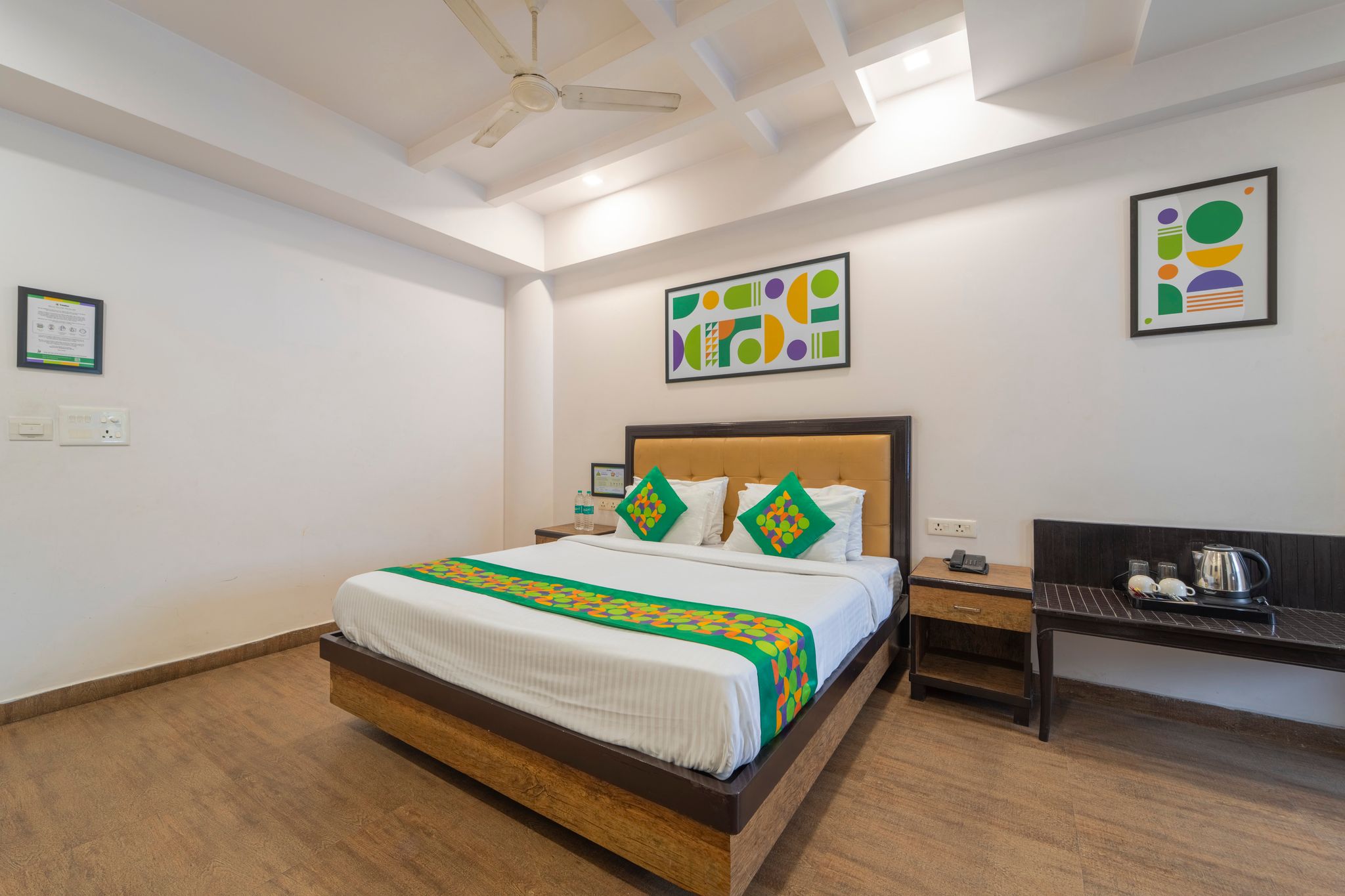 Treebo Shivam Inn Near Singapore Mall Deluxe Double Room 4