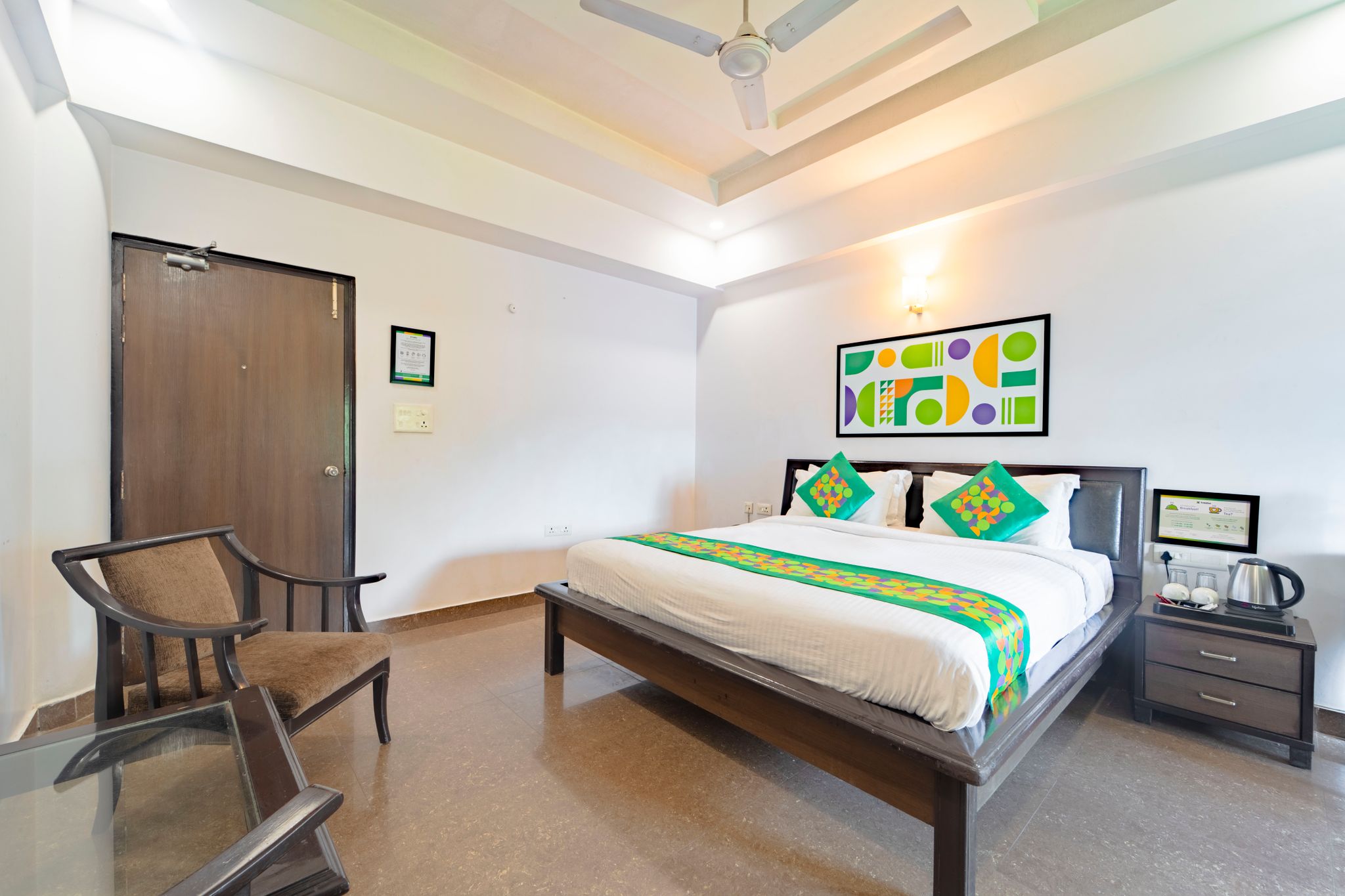 Treebo Shivam Inn Near Singapore Mall Standard Double Room