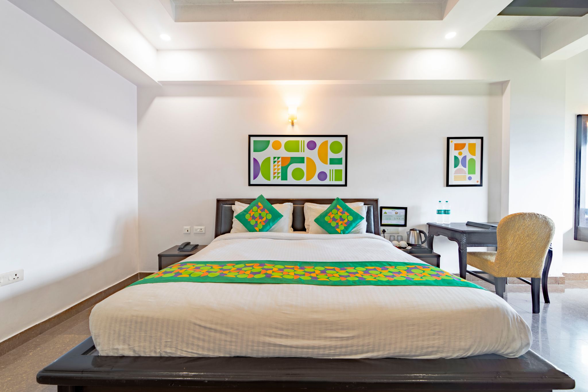 Treebo Shivam Inn Near Singapore Mall Standard Double Room 4