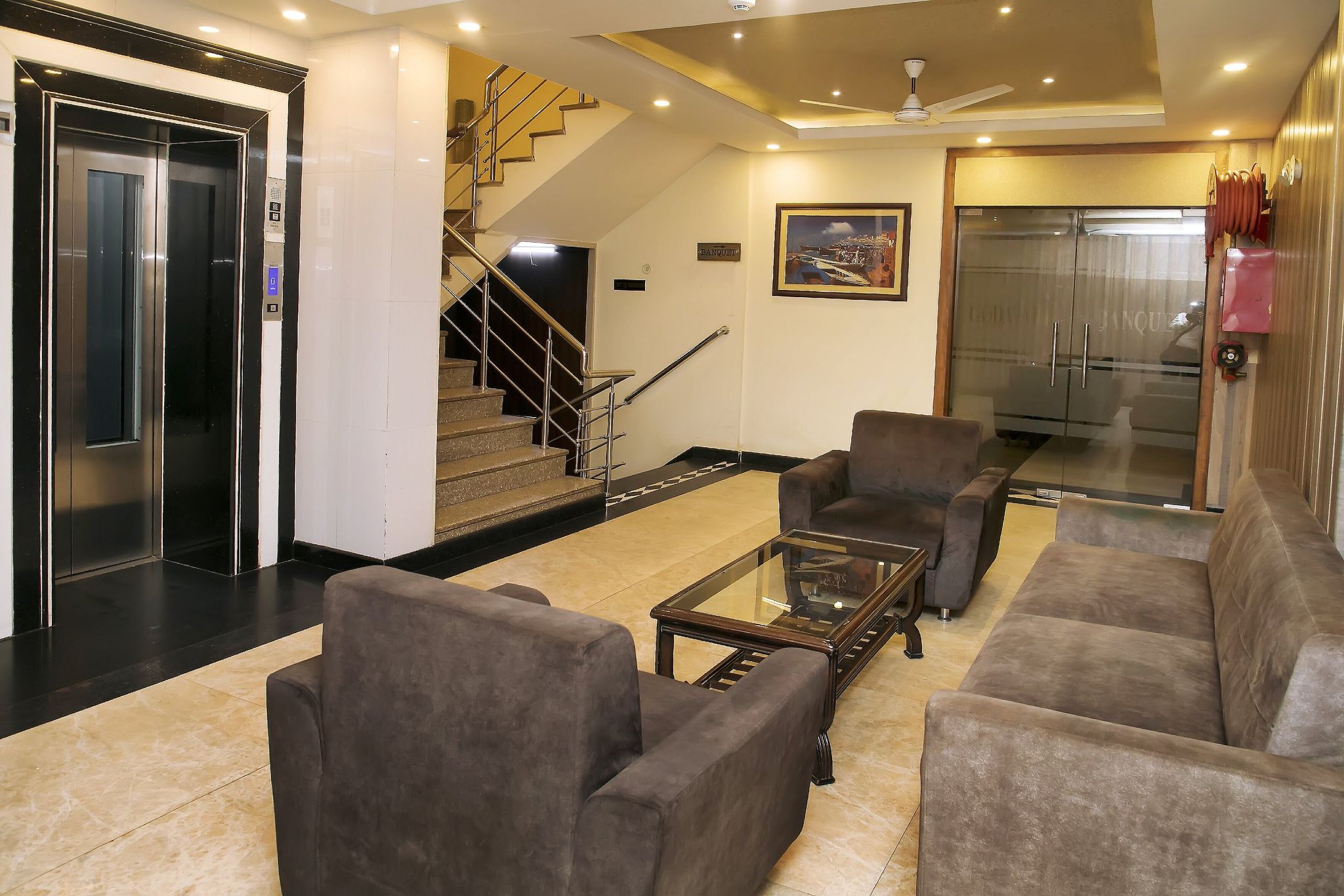 undefined Hotel Ganges Grand 4