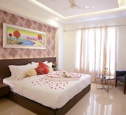 Prabhaa Grand Inn Executive Room