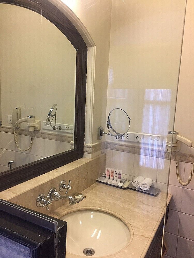 Welcomhotel by ITC Hotels, The Savoy, Mussoorie Standard Room, 1 King Bed, Mountain View (Superior Mountain View) 9