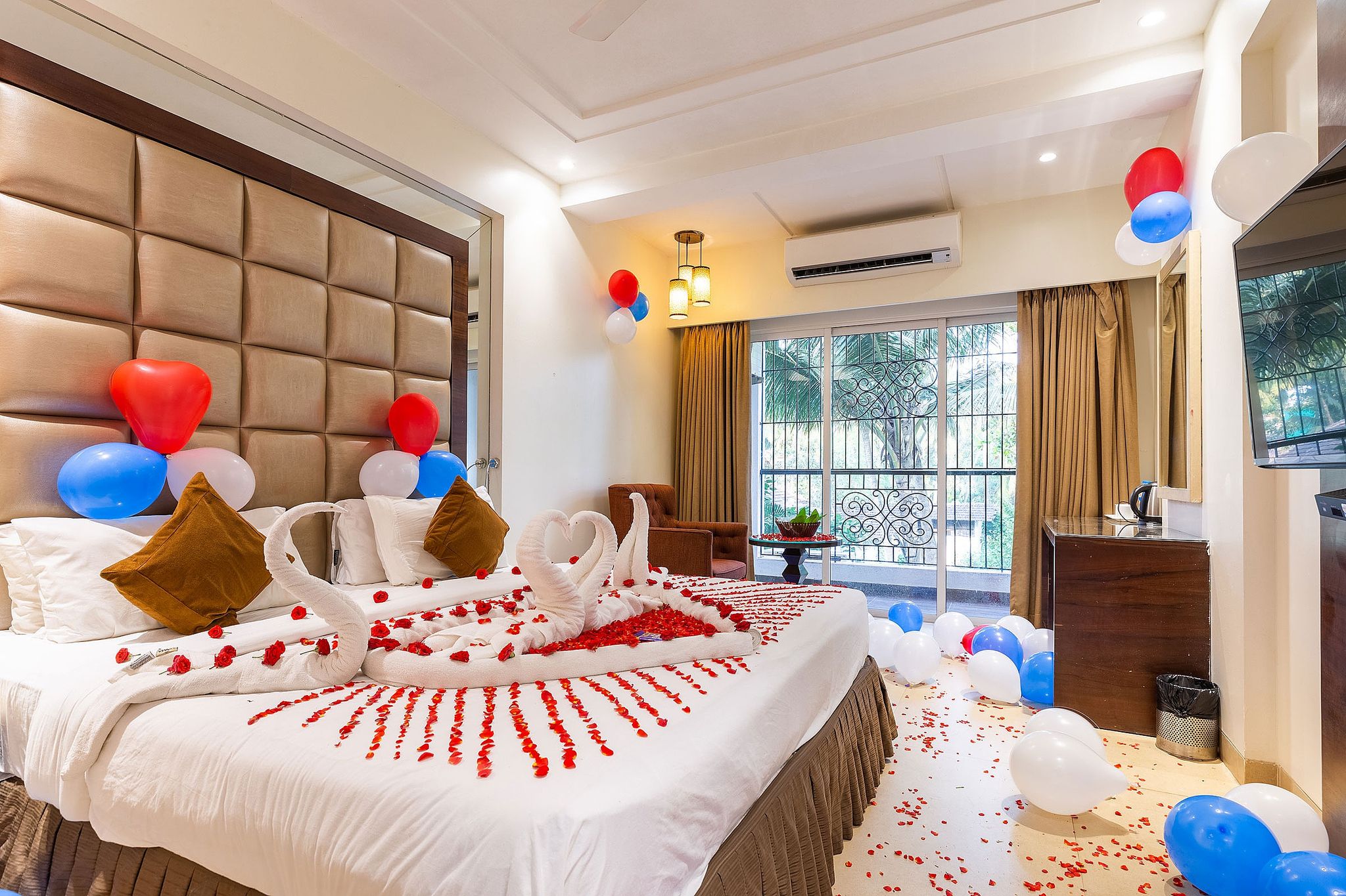 Calux Grand Inn Calangute  (Formerly Amara) Amara Premium Room 17