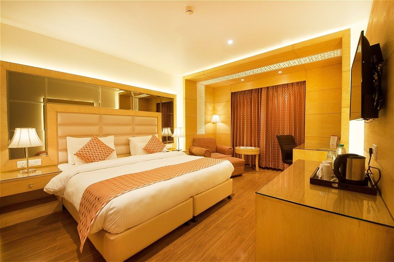 The Palm Court Super Deluxe Room 2