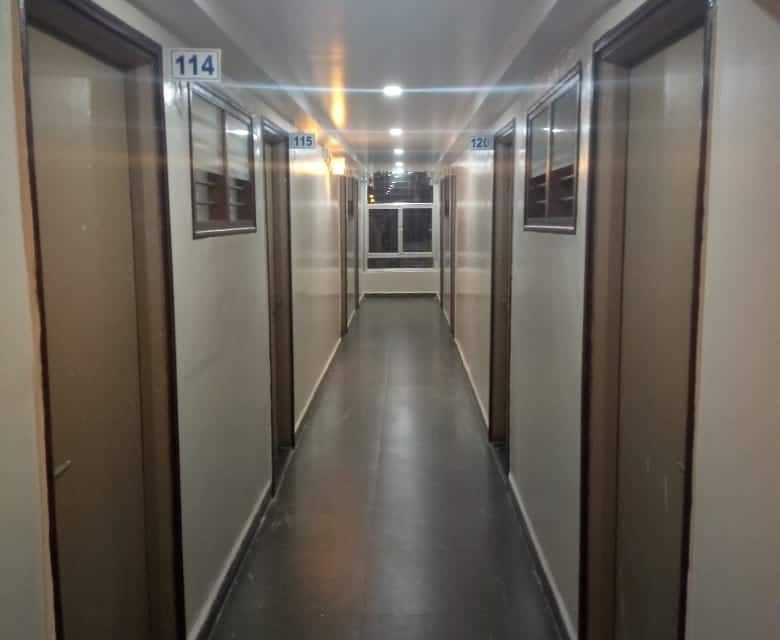 undefined  Hotel Peacock 4