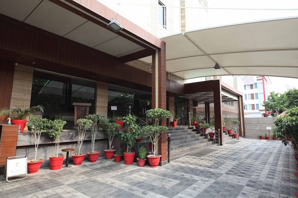 undefined Pinnacle by Click Hotels, Lucknow 6