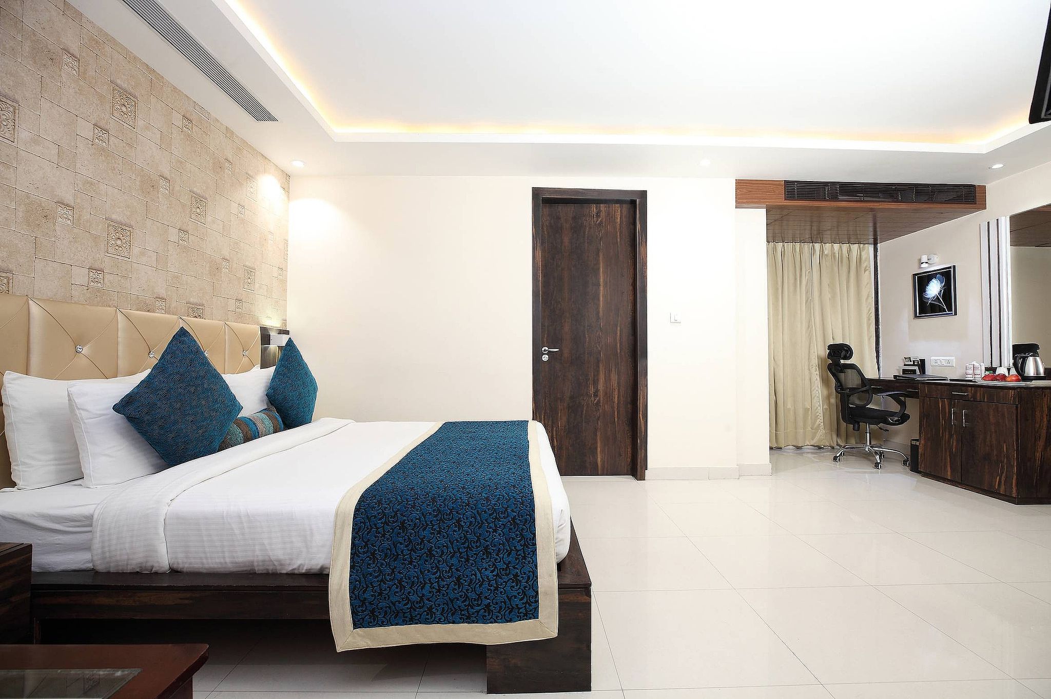 undefined Pinnacle by Click Hotels, Lucknow 5