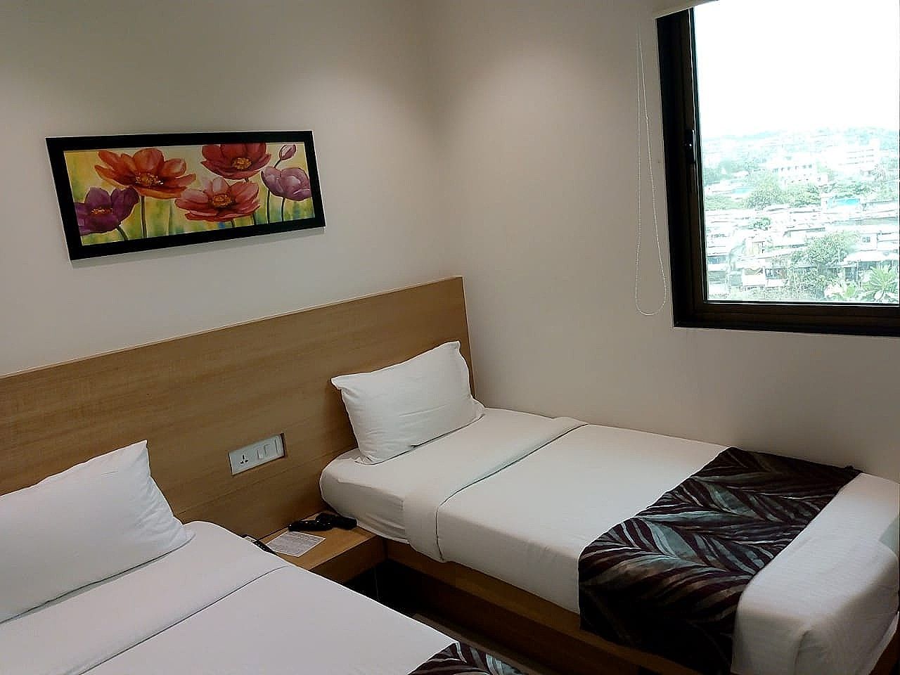 Hotel Leafio Sakinaka Deluxe Room 2