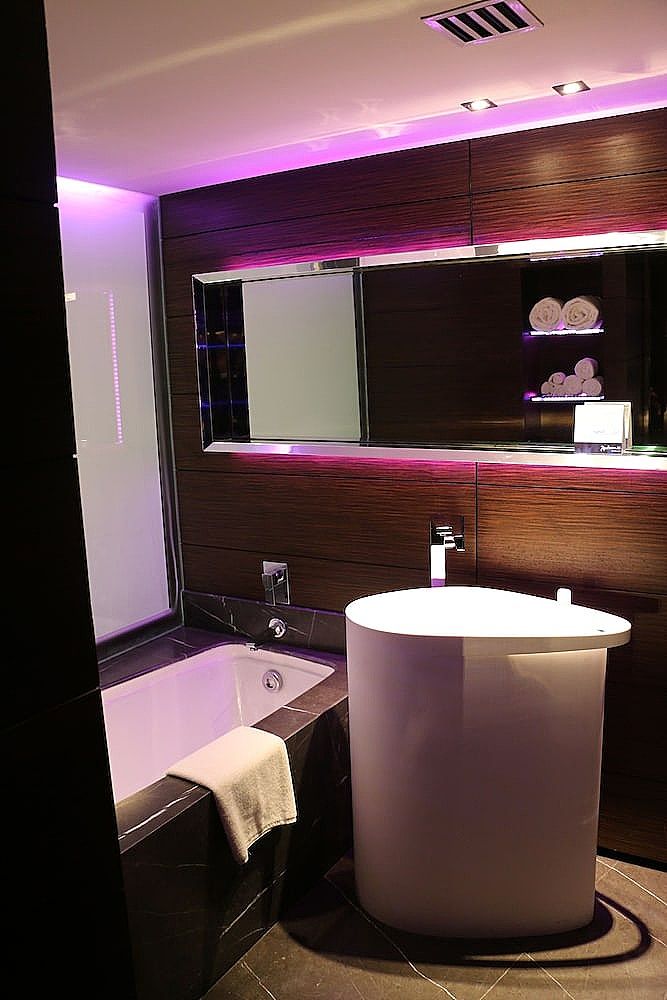 Radisson Blu Atria Bengaluru Superior Room 16
