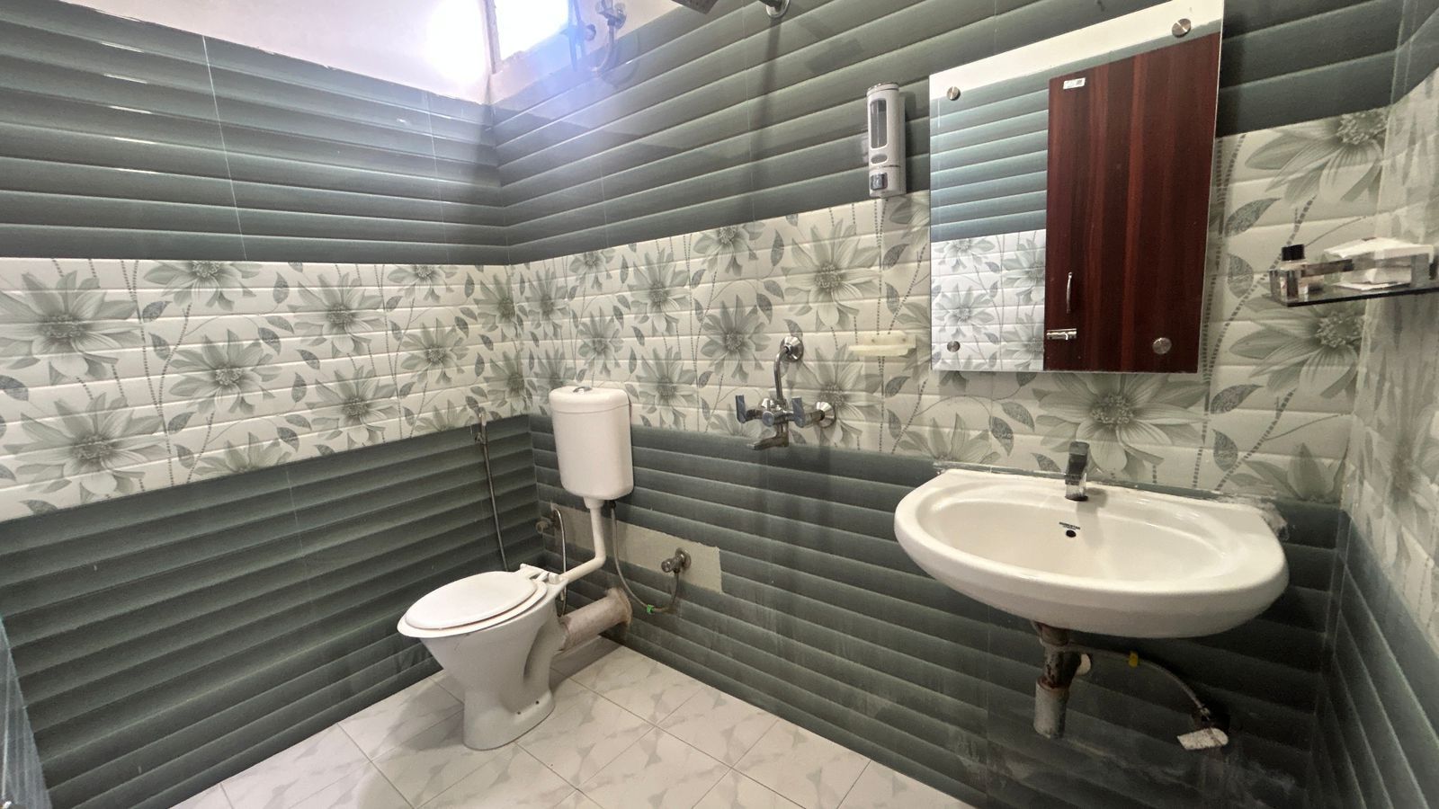 Hotel Royal Palace Deluxe Room 7