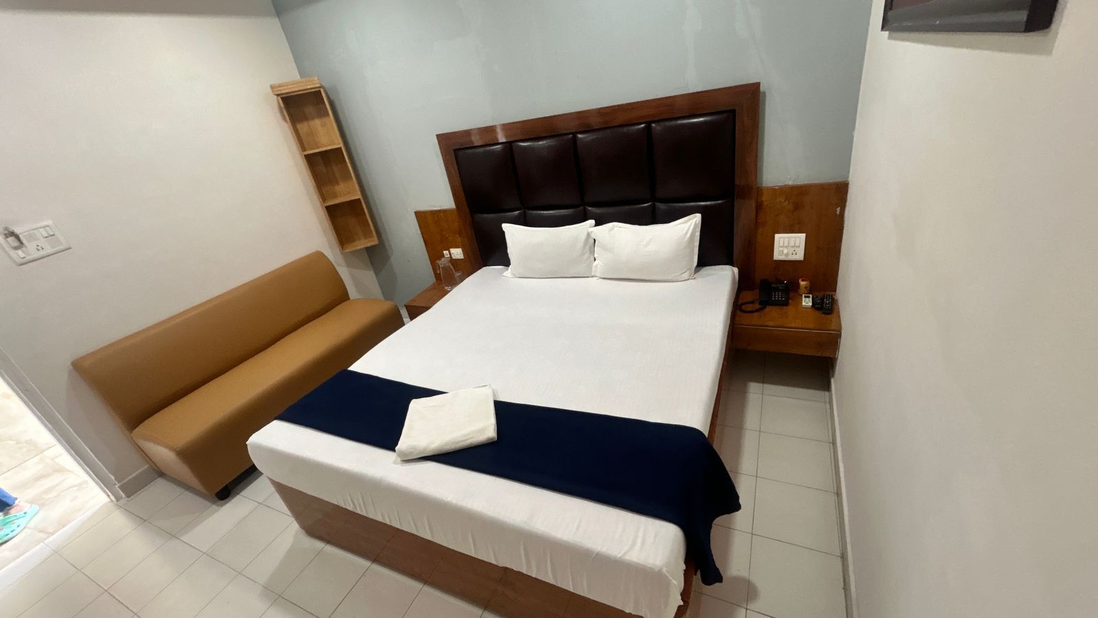 Hotel Royal Palace Deluxe Room 6