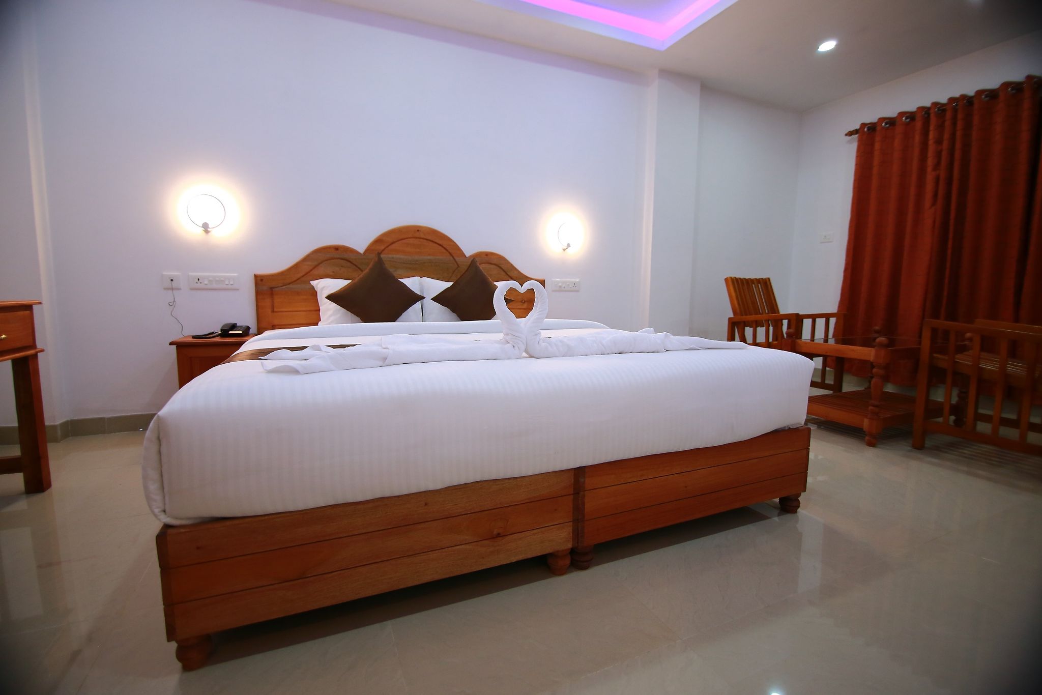 Spice Inn Deluxe Room 9