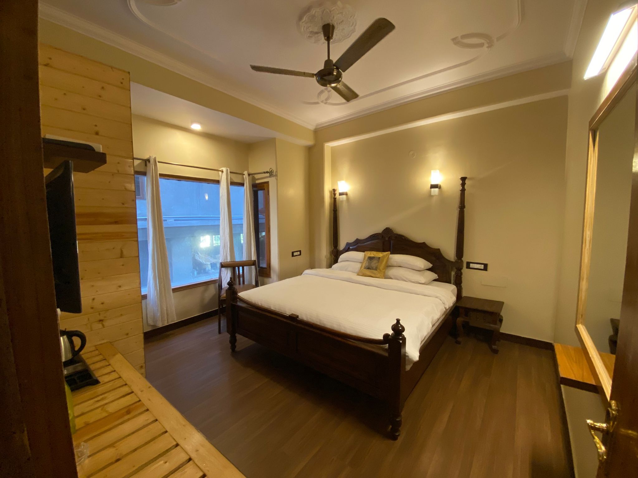 Family Suite Room (with Bunk Beds)