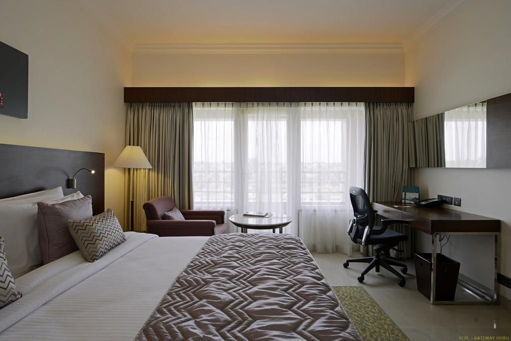 Premier Twin Room