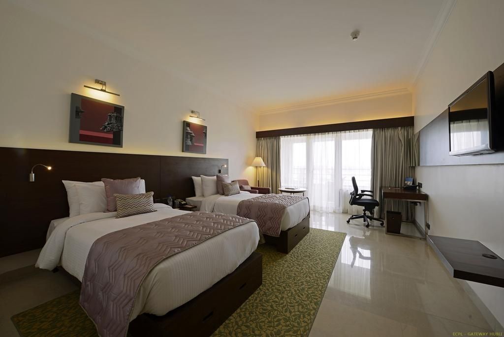 Premier Twin Room