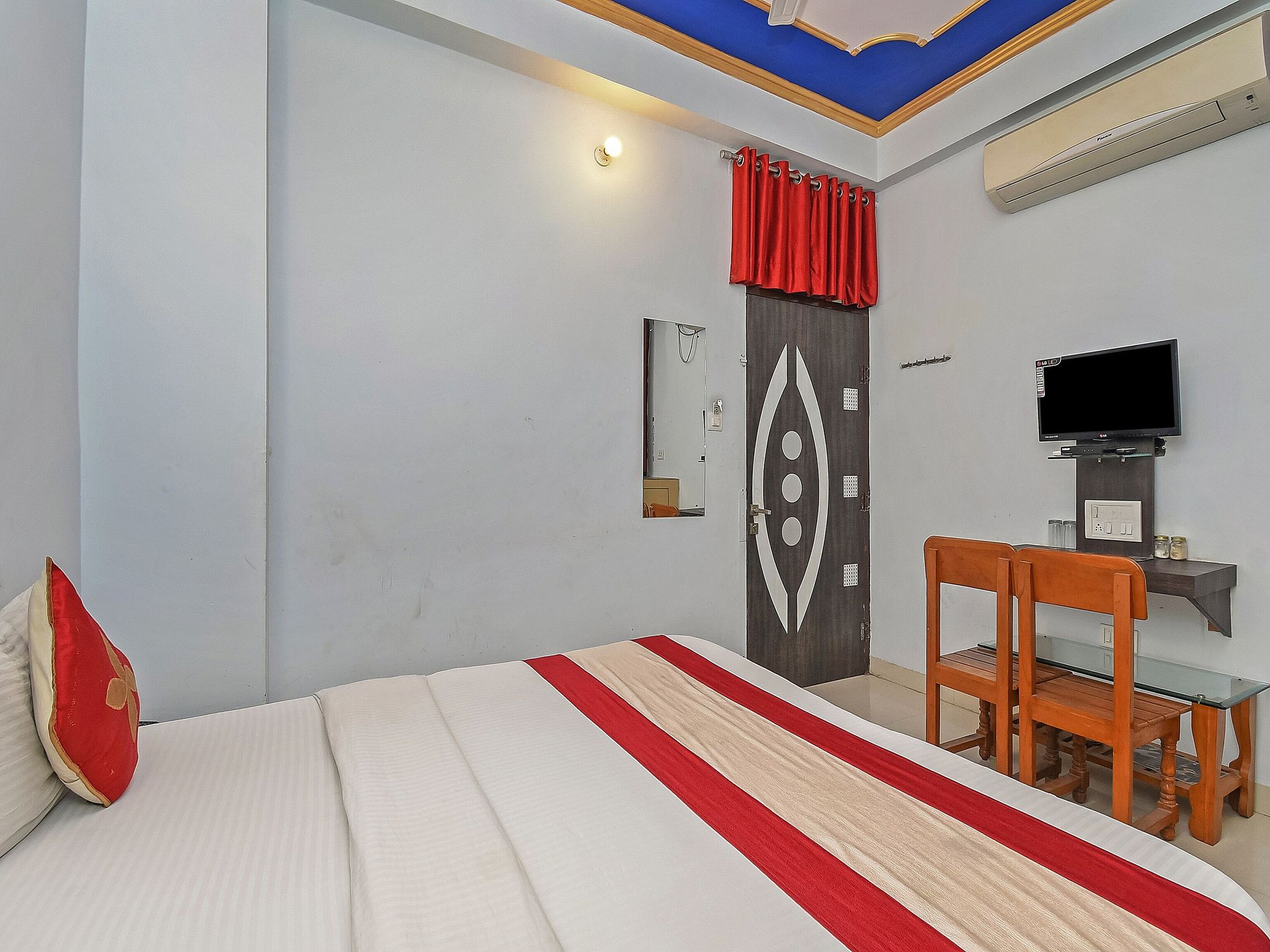 Hotel Gitanjali Standard Room 4