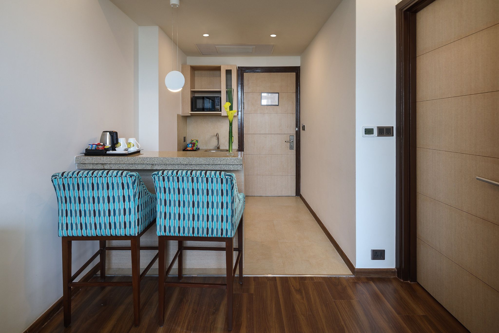 Sandal Suites  by Lemon Tree Hotels Standard Suite Twin 10