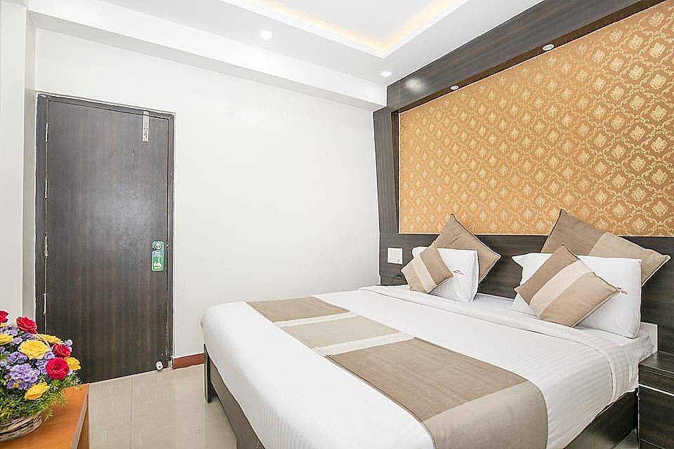 Aishwarya Le Royal Classic Ac 3