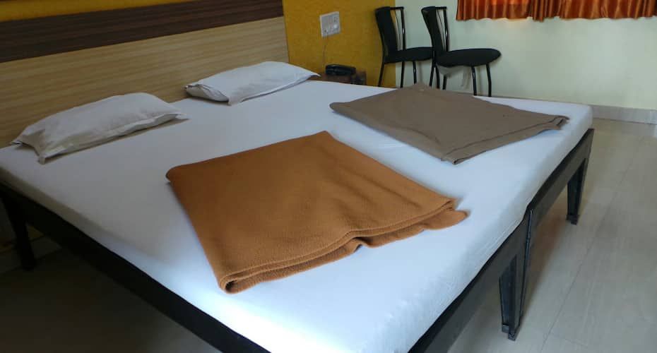 Hotel Shree Sai Vishwa Double Bed Non AC