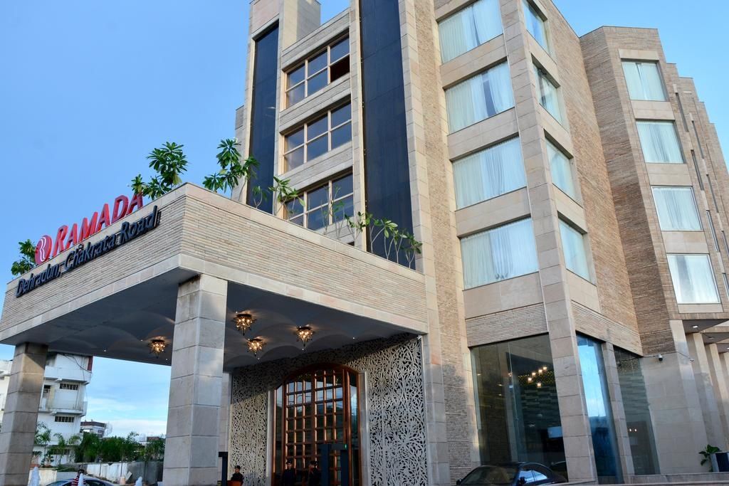 undefined Ramada by Wyndham 7