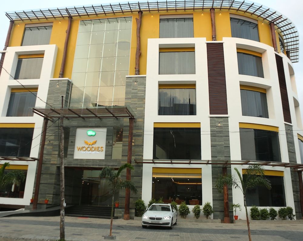 undefined Woodies Bleisure Hotel
