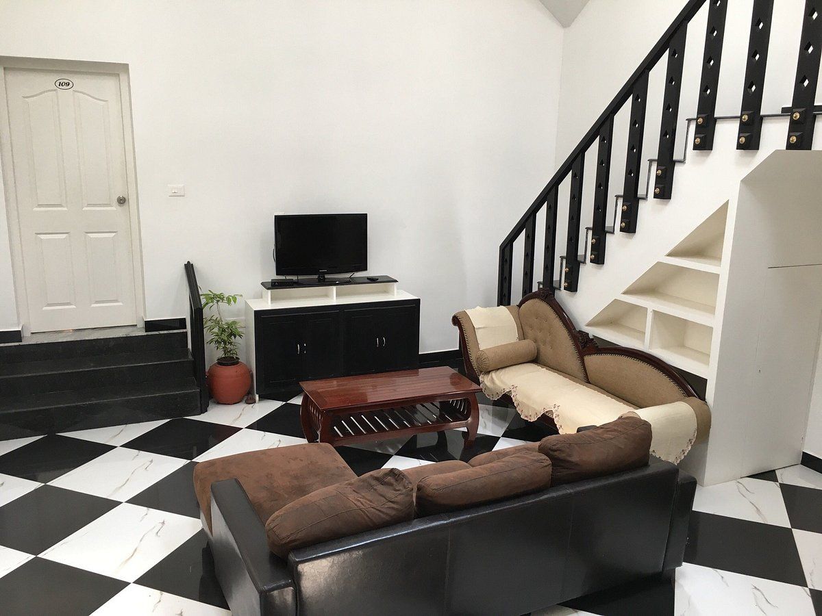 undefined Olive Periyar 3