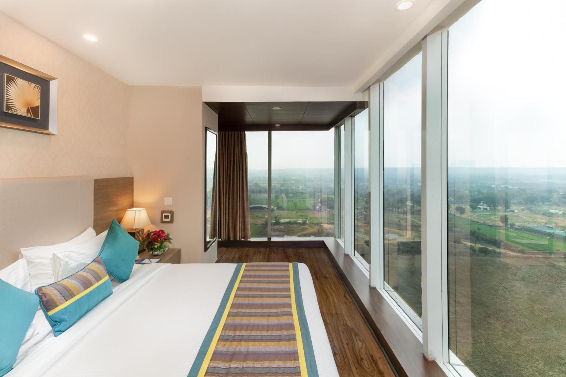 Executive Suite Single