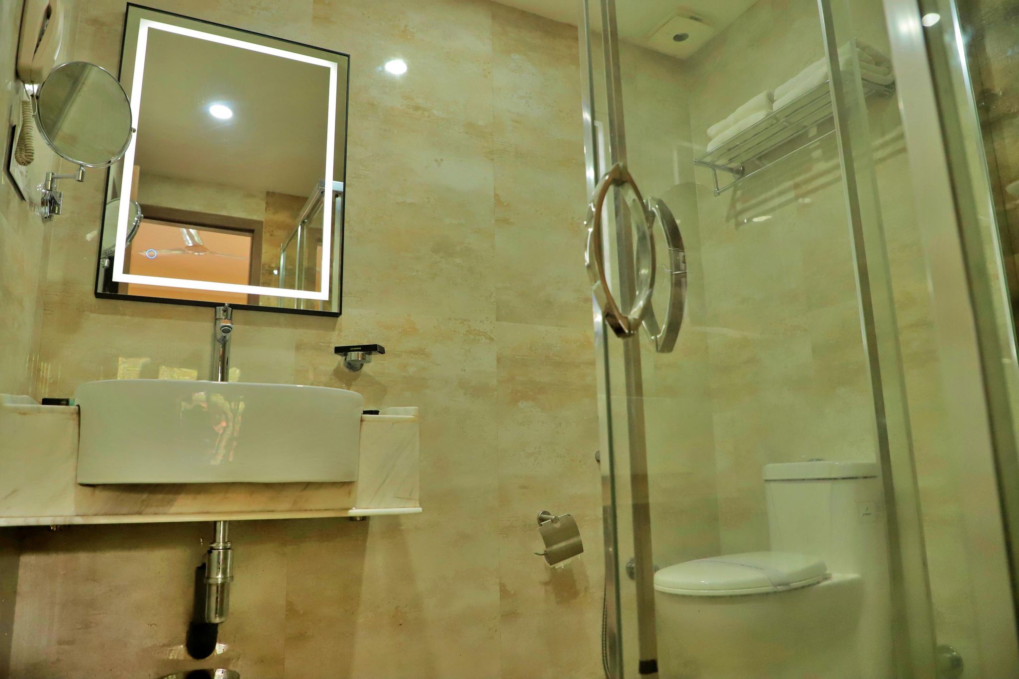 Adrak Summer Sand Hill Resort Vagamon Deluxe Room 8