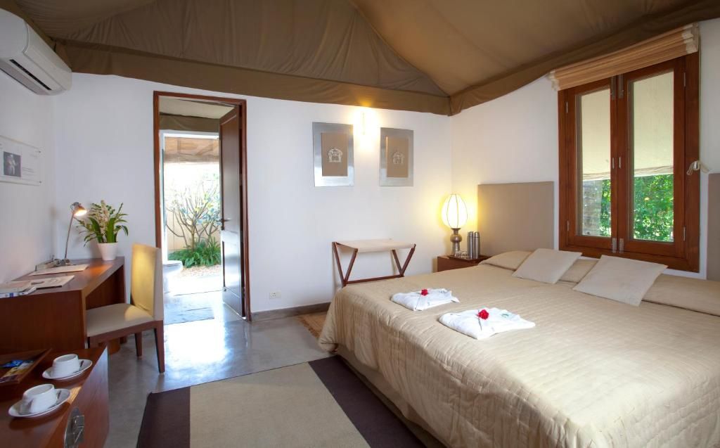 3 Bed room cottages