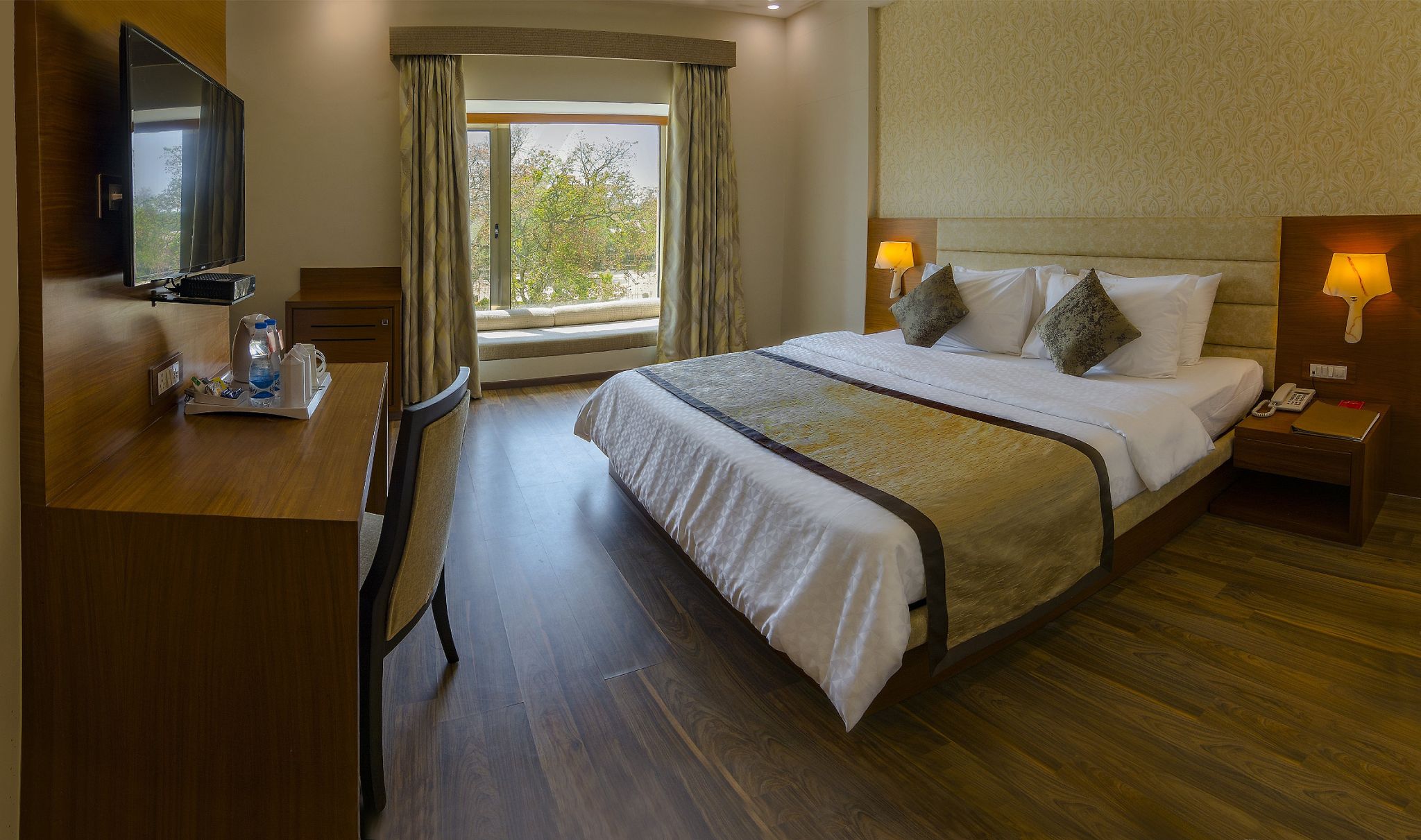 The India Benares Deluxe Double Room 6
