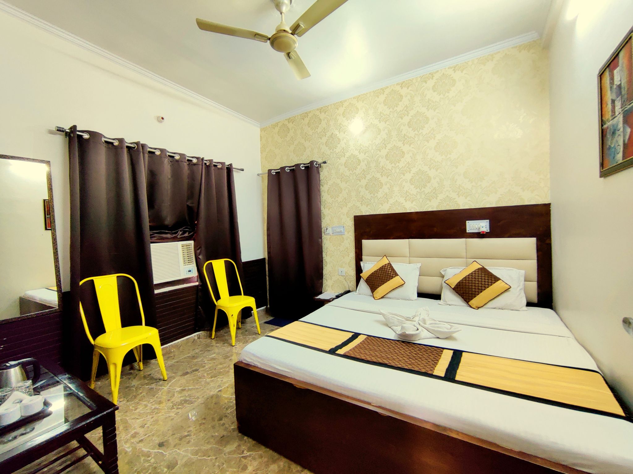 Krishna Residency - A Boutique Hotel Standard AC 6