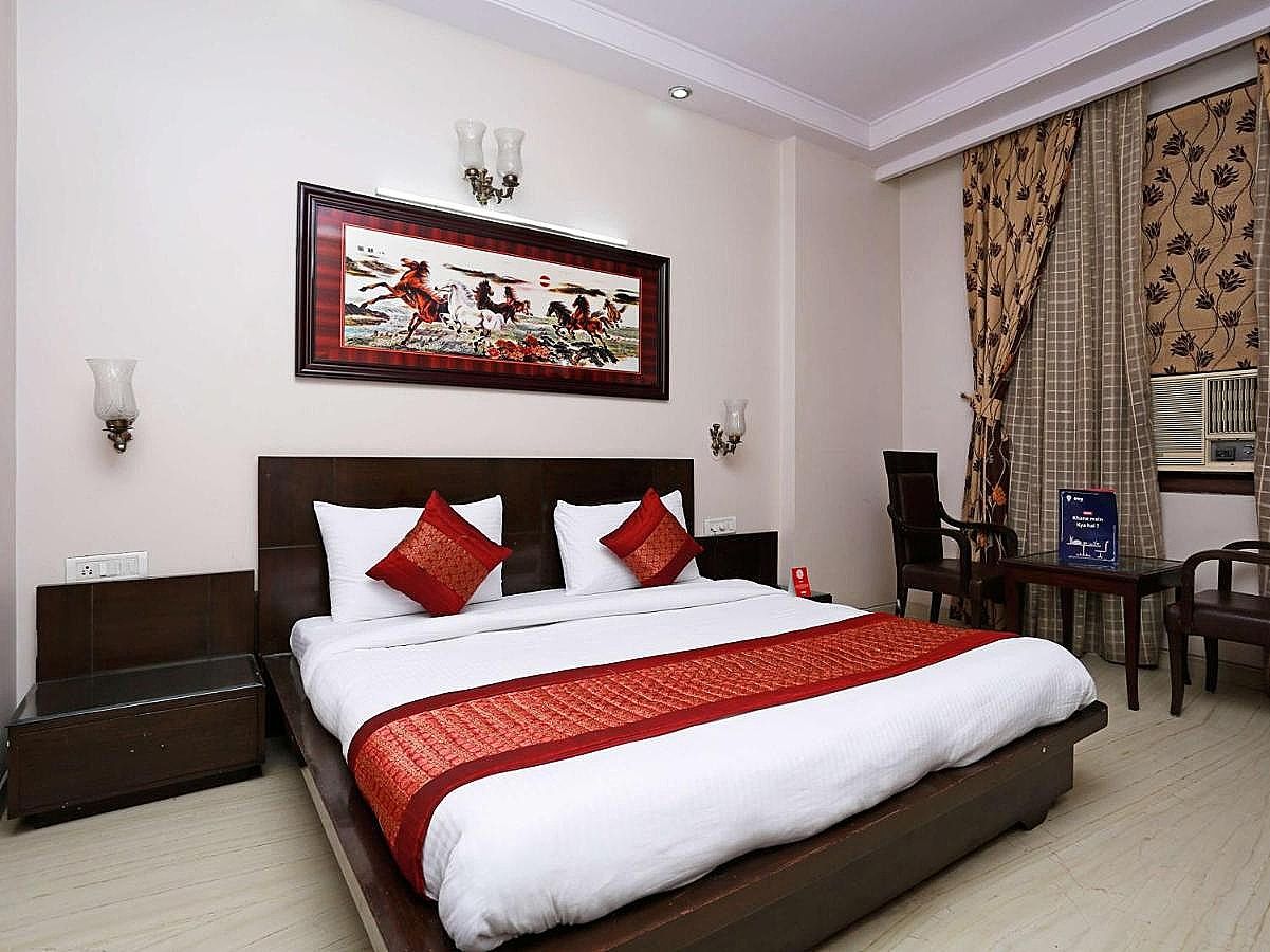 Hotel Mid Town Deluxe Room 8