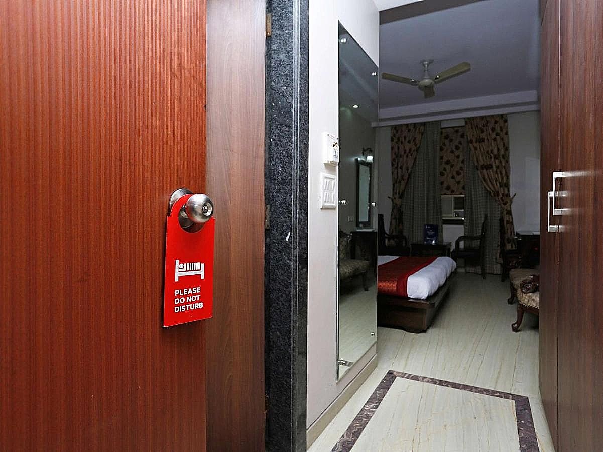 undefined Hotel Mid Town 10