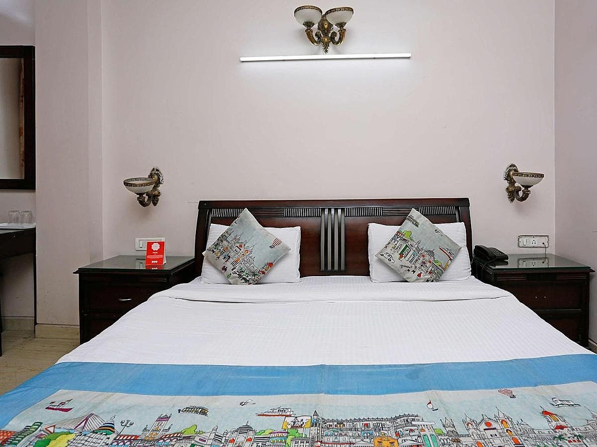 Hotel Mid Town Deluxe Room 4