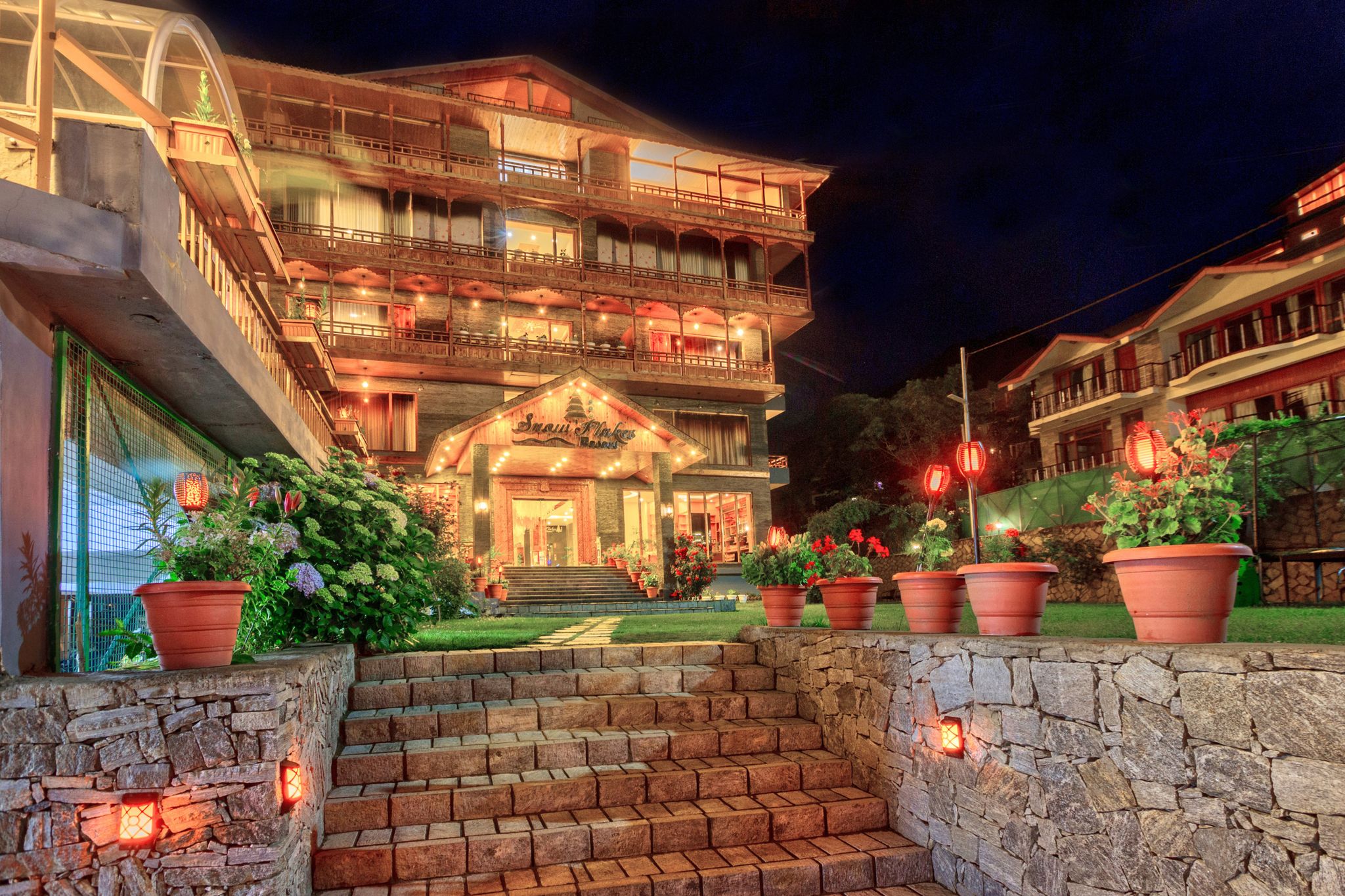 undefined Snow Flakes Resort And Spa Centrally Heated Luxury Resort 8