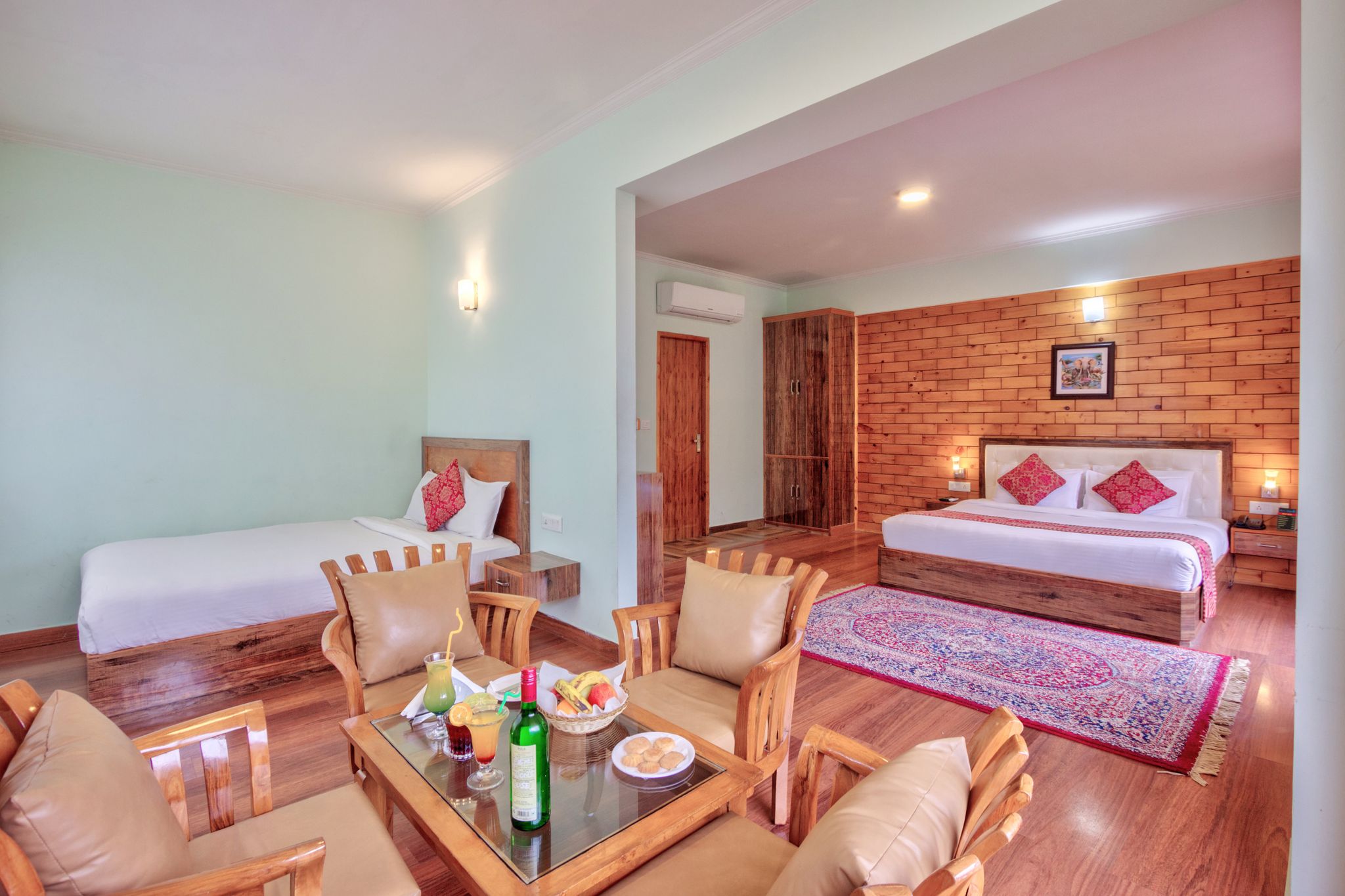 Family Suite Mountain View with 2 King Size Beds and private balcony- Centrally Heated