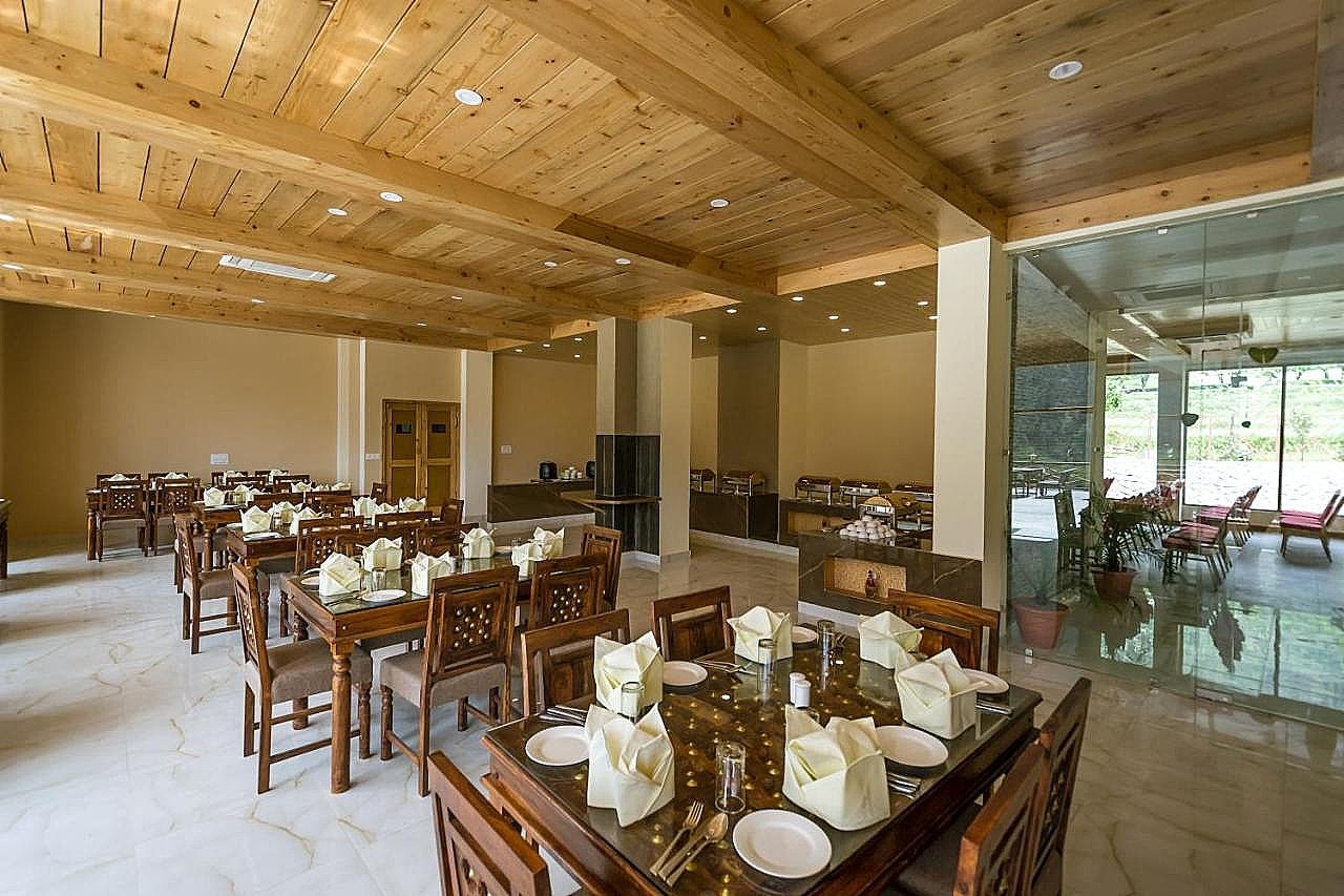 undefined Snow Flakes Resort And Spa Centrally Heated Luxury Resort 4