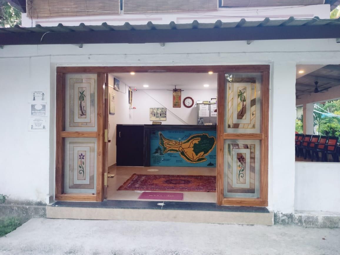 undefined Coconhuts Beach Resort 10