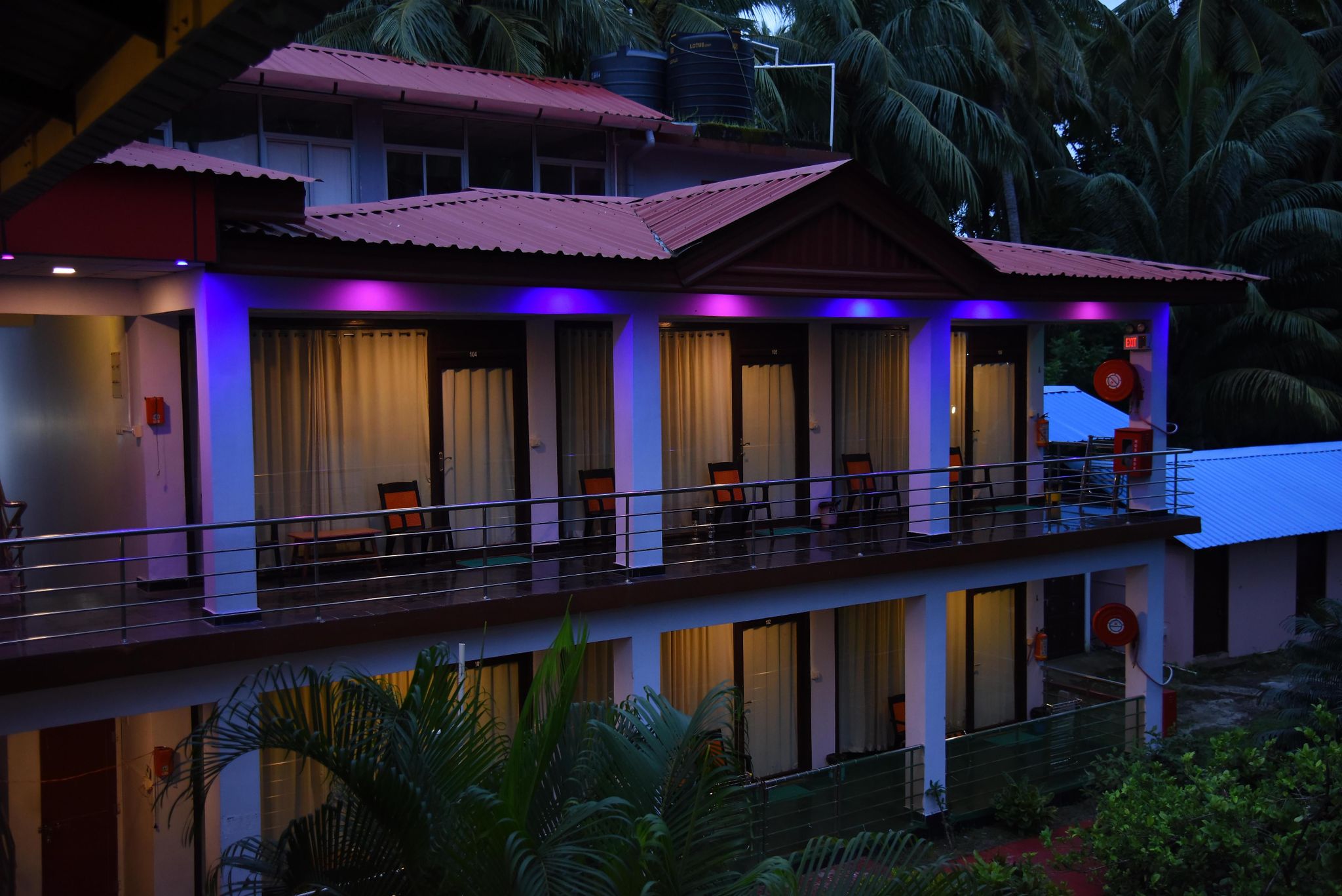 undefined Coconhuts Beach Resort 8