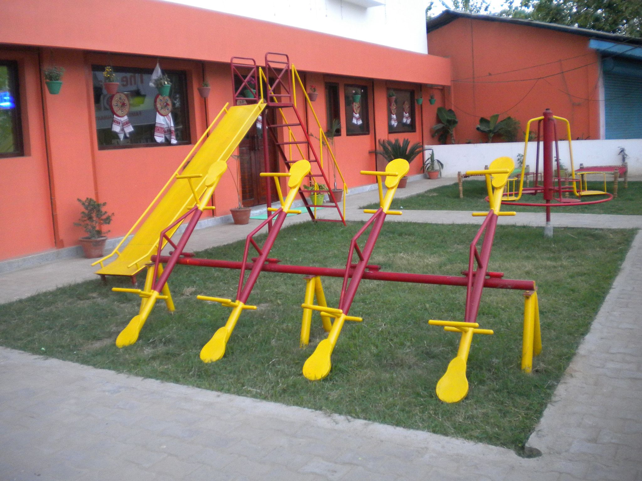 undefined Rains Inn Eco Hotel 4