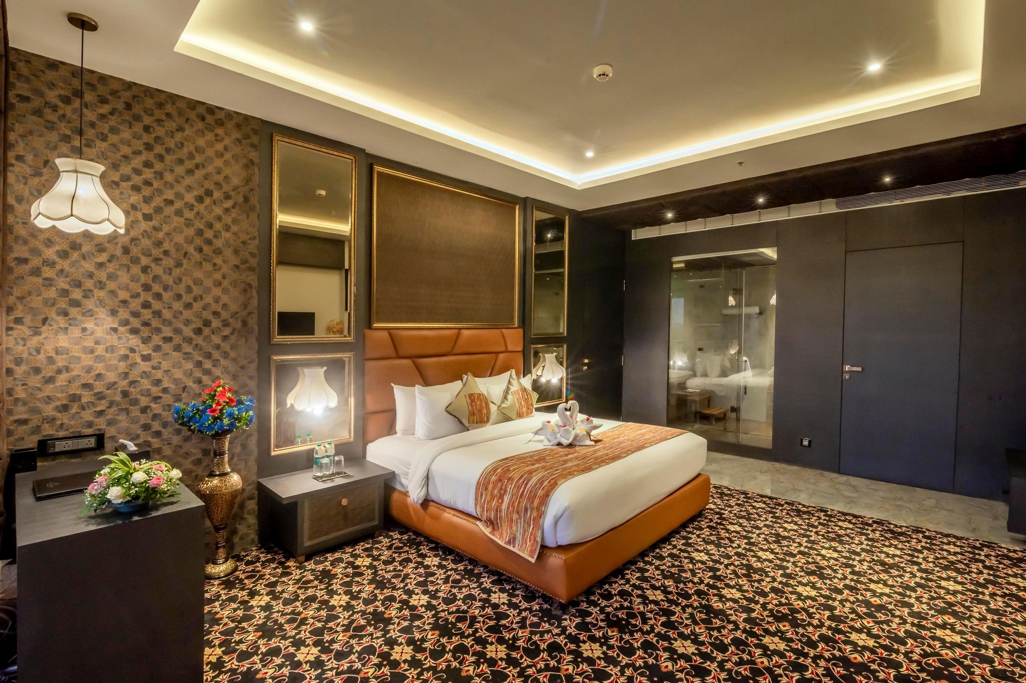 Honeymoon Suite with Private Pool