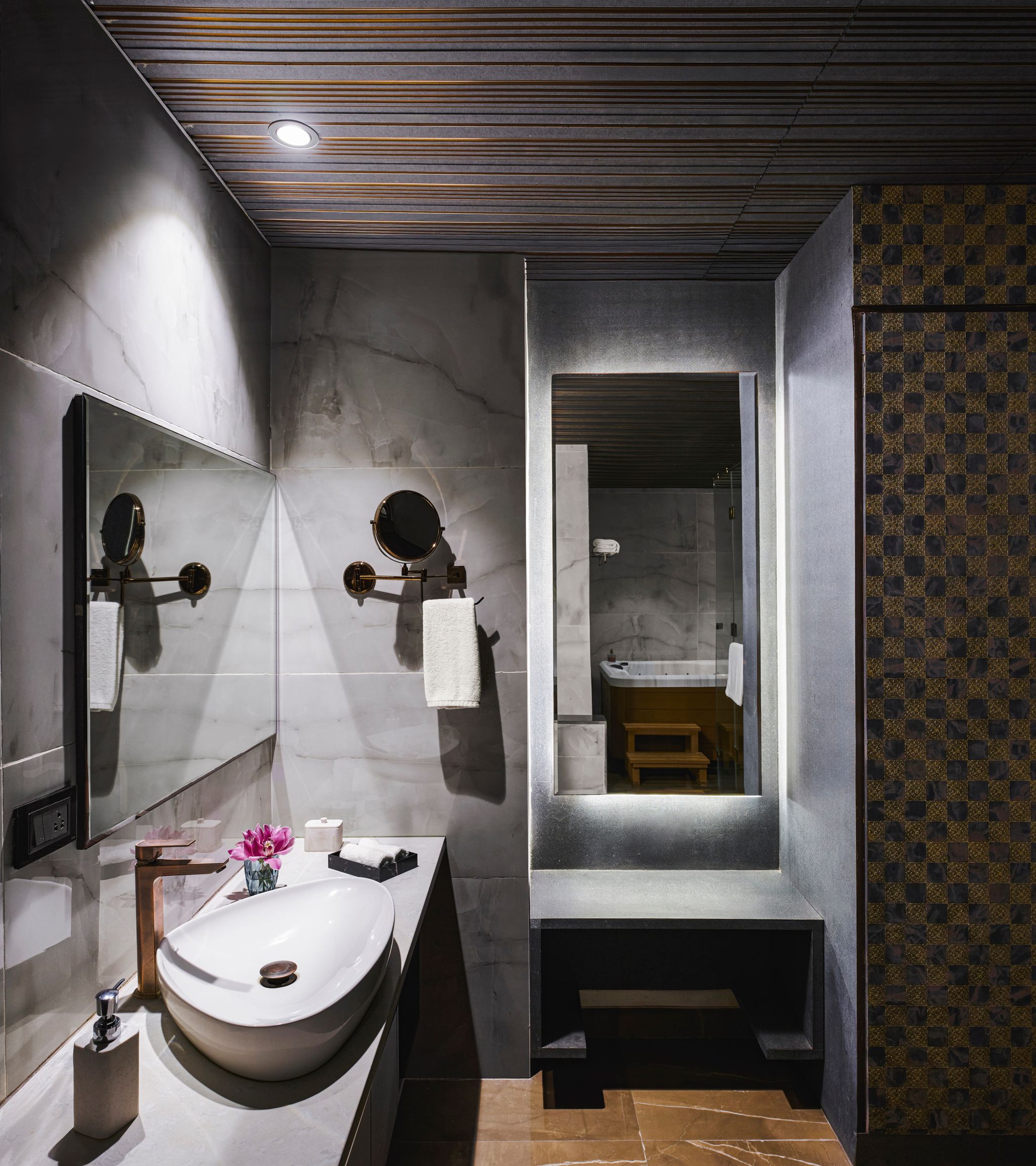 Signature Suite