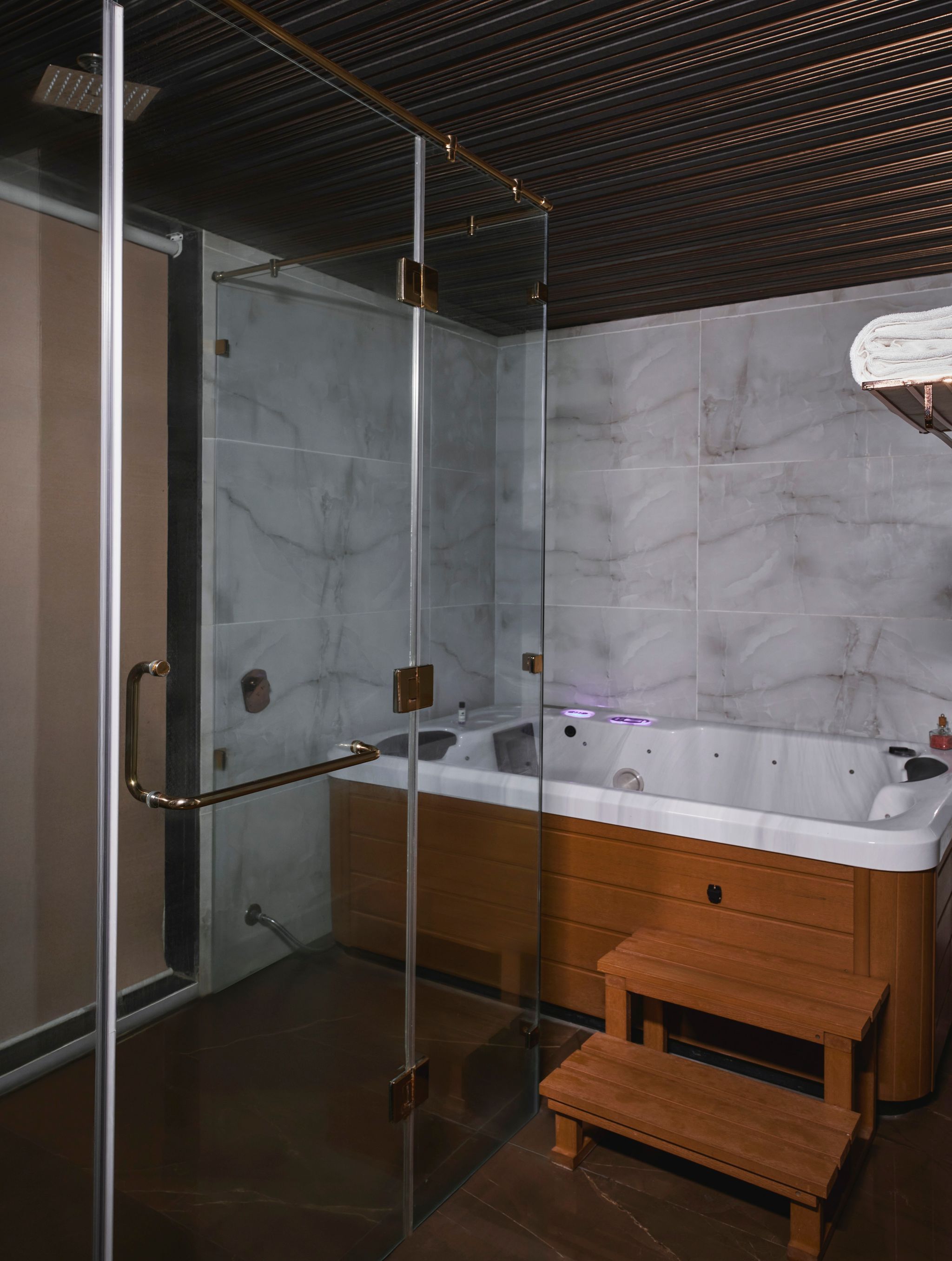 Signature Suite