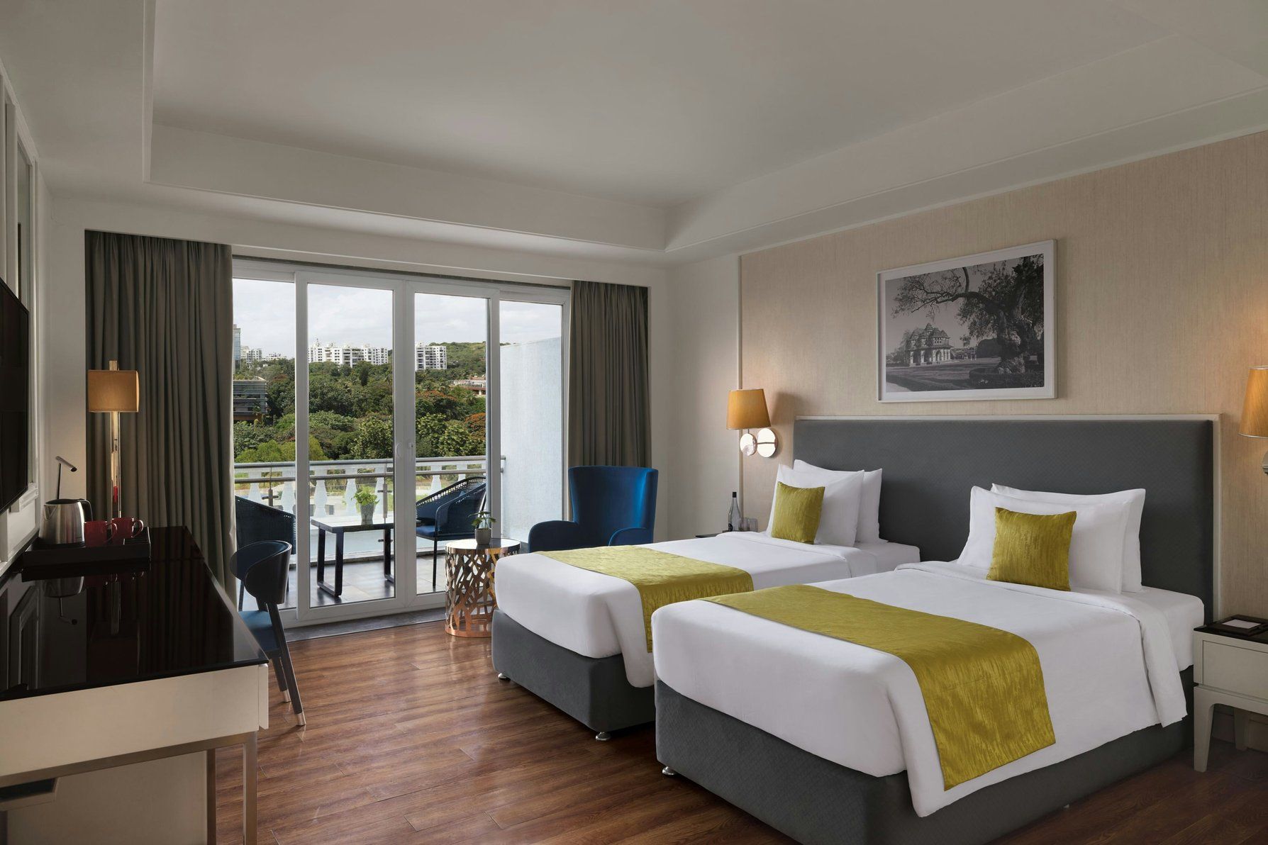 Winter Green Premium, Guest room, 2 Twin, City view, Balcony