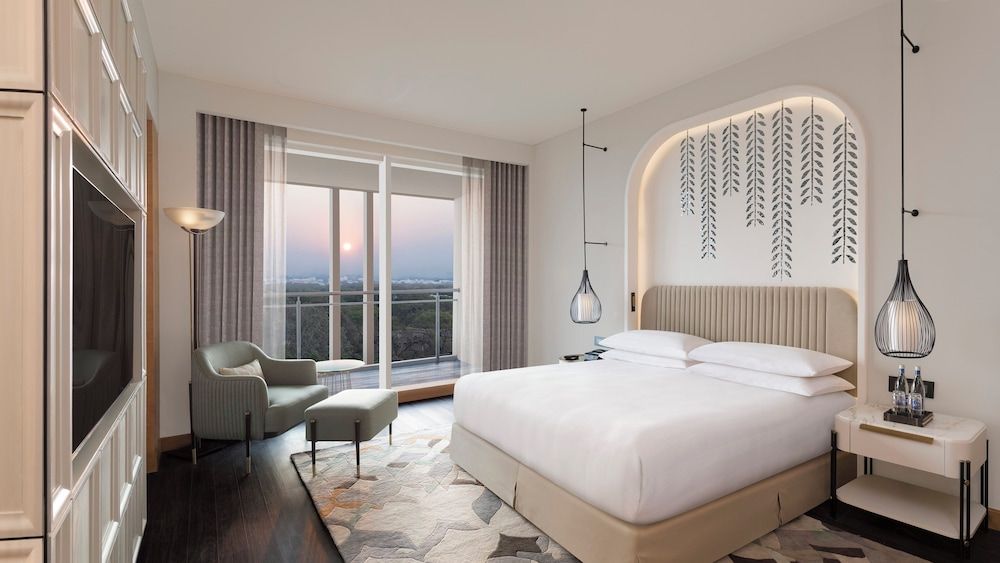 Royal Suite, City View