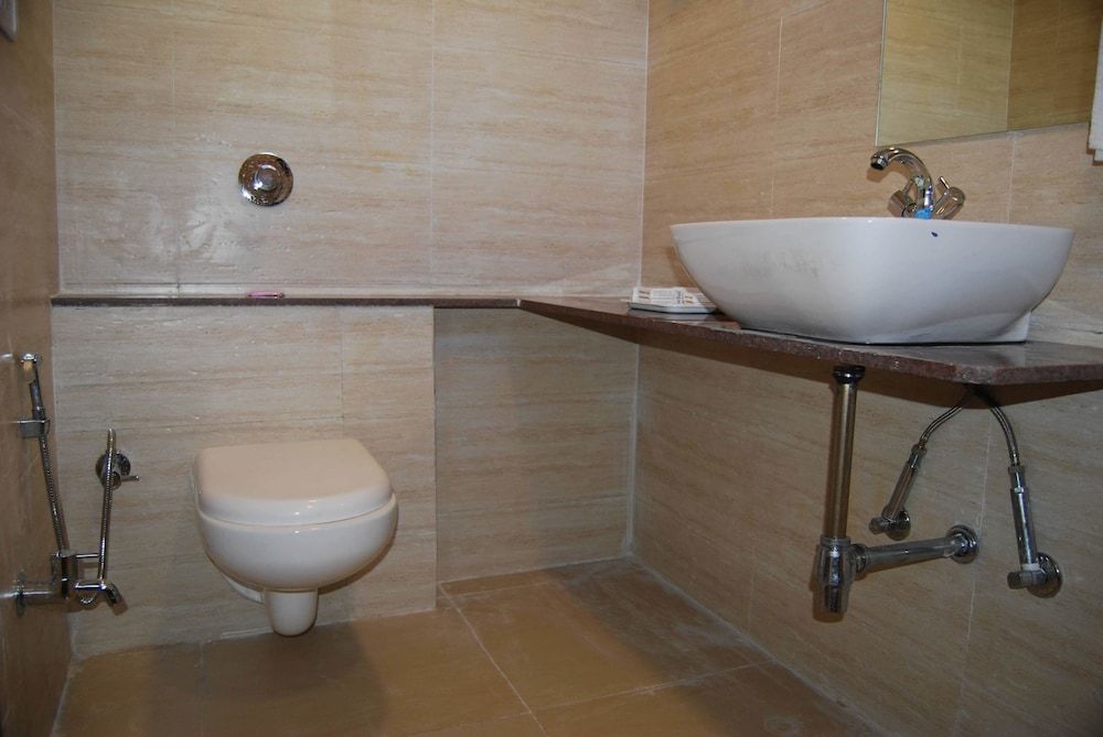 Manwar Garden Resort Deluxe AC Room 22