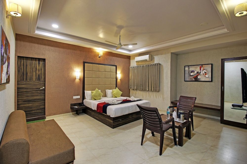 Manwar Garden Resort Deluxe AC Room 15