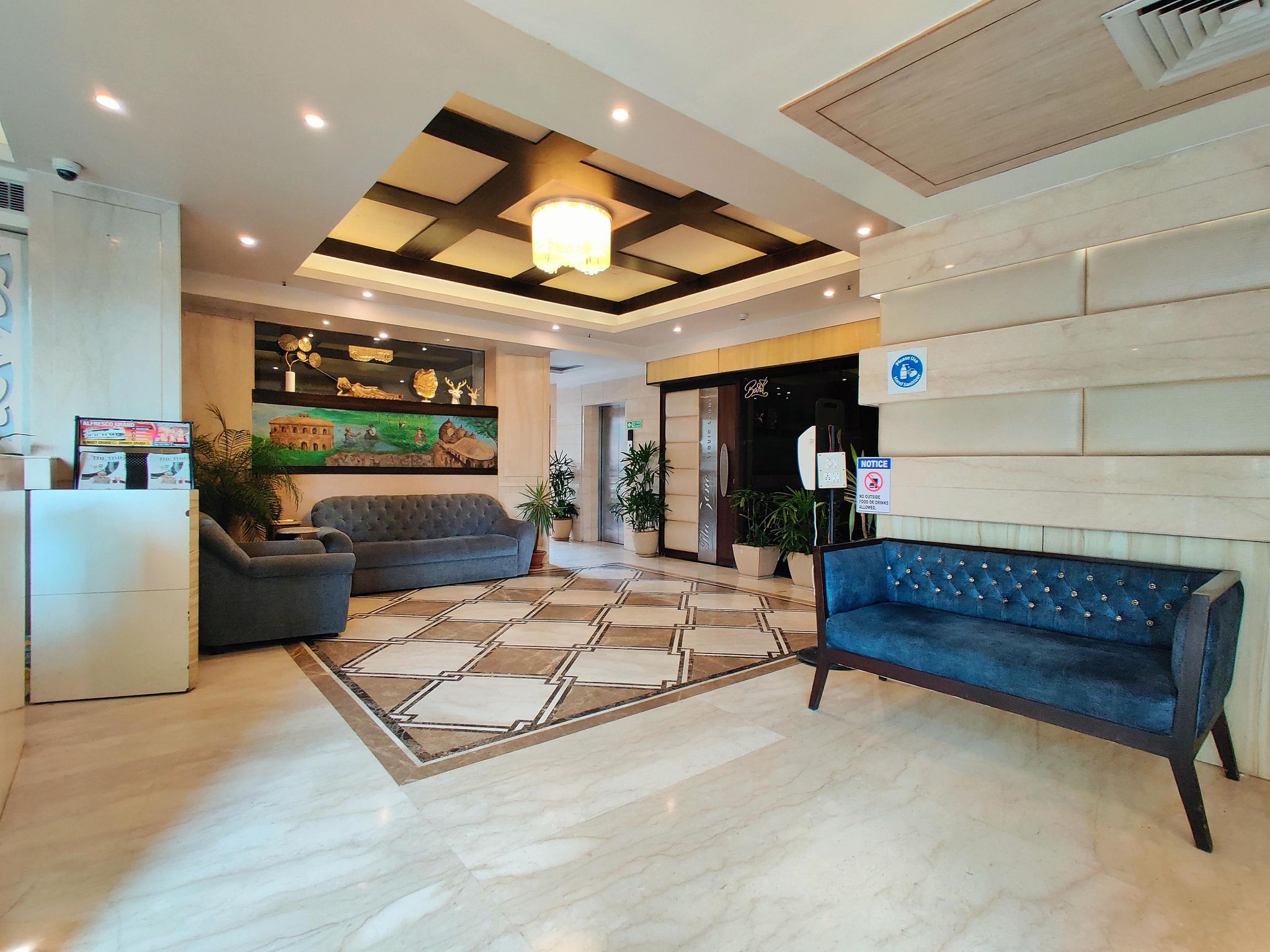 undefined Hotel Mayflower 4