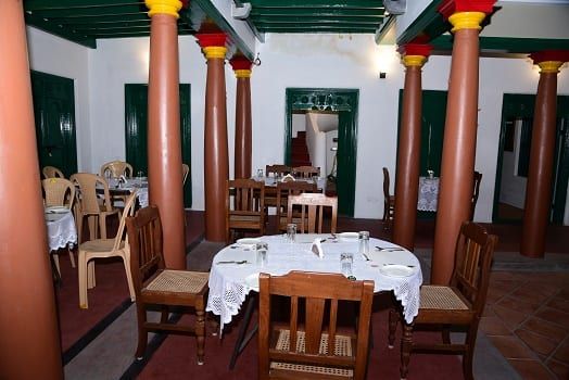 Food & Dining